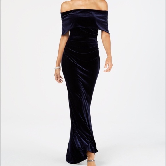 Vince Cameo Navy Off Shoulder Velvet Gown - Picture 1 of 4